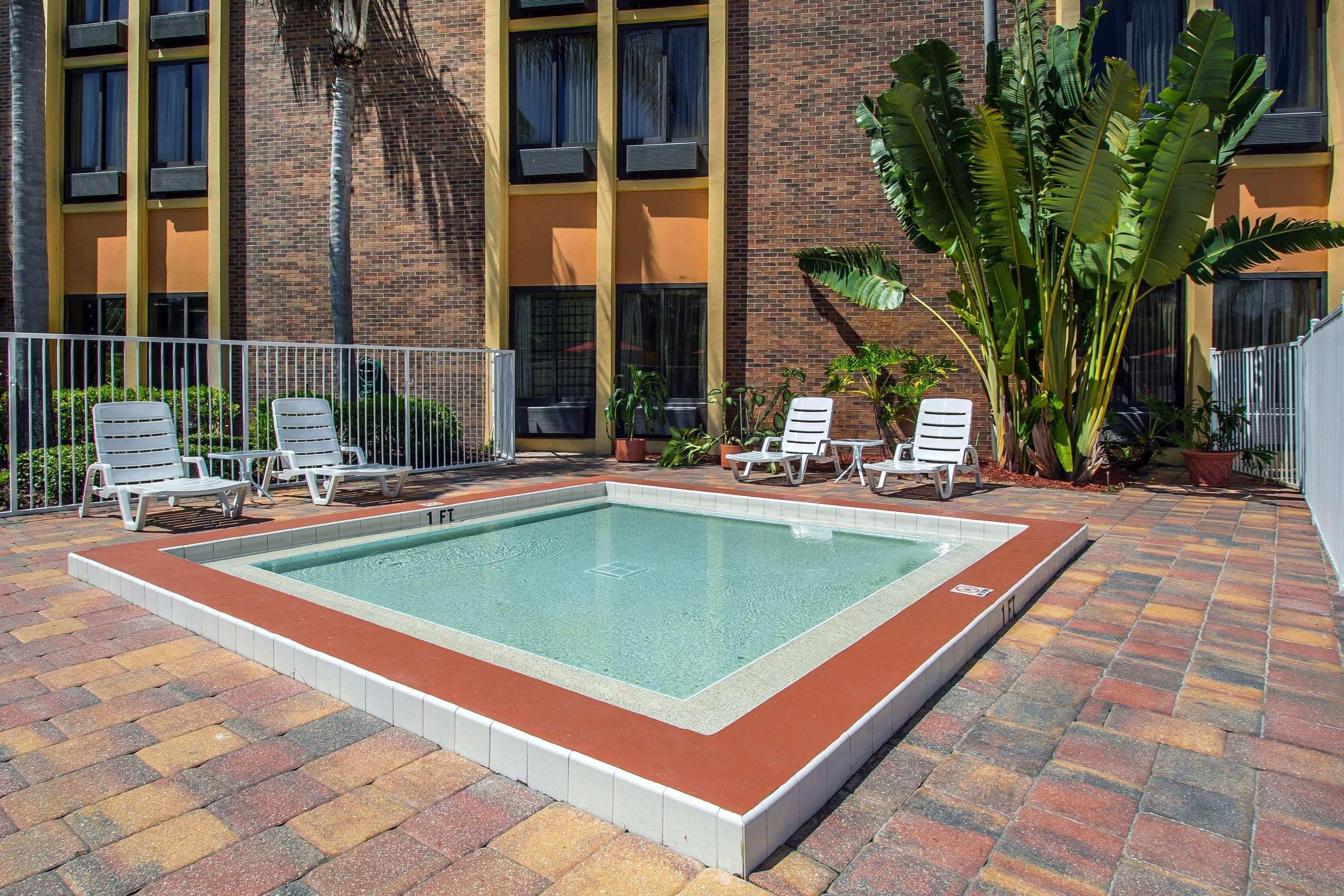 Comfort Inn & Suites Kissimmee By The Parks Four Corners Εξωτερικό φωτογραφία