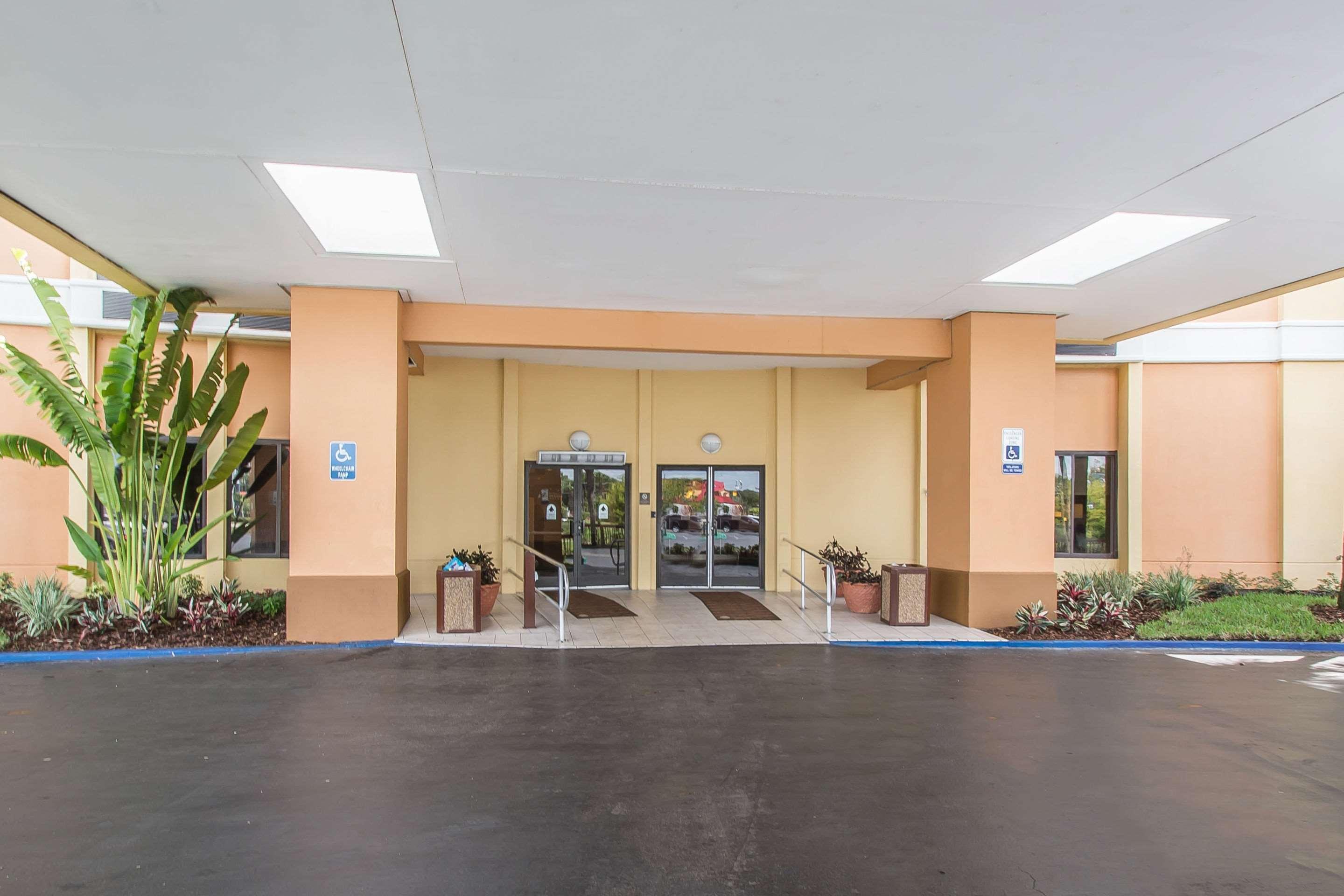 Comfort Inn & Suites Kissimmee By The Parks Four Corners Εξωτερικό φωτογραφία