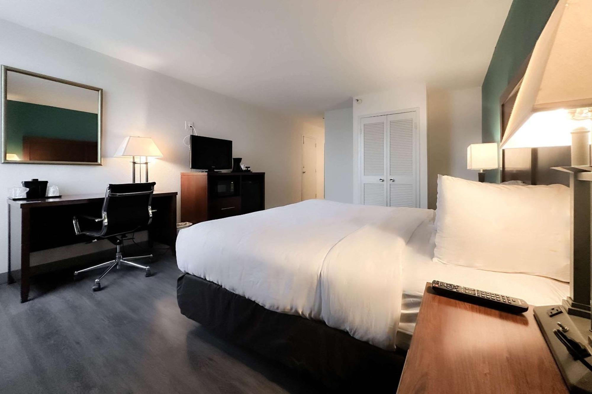Comfort Inn & Suites Kissimmee By The Parks Four Corners Εξωτερικό φωτογραφία